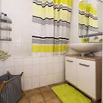 With Parking Space - 22841 Apartman Split