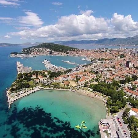 With Parking Space - 22841 Apartman *